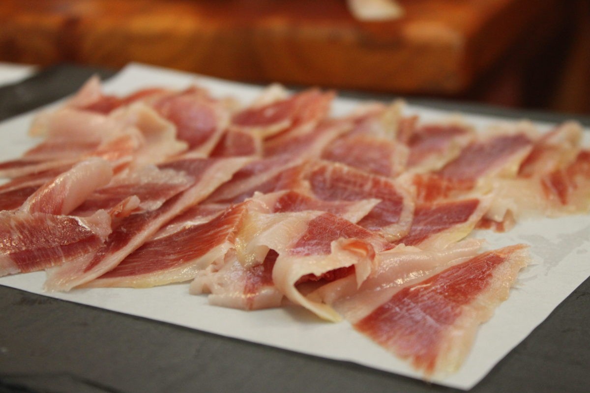 Jamón de cerdo blanco  Mangalica  